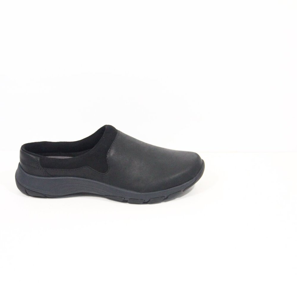 Easy Spirit Cedar Mules sz 5 Women Slip on Flat Black Leather Shoes Clog